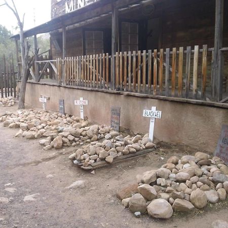 Bonnie Springs Ranch Motel 블루 다이아몬드 외부 사진