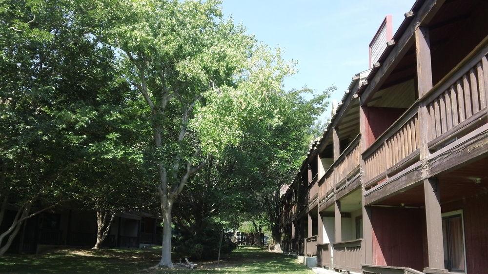 Bonnie Springs Ranch Motel 블루 다이아몬드 외부 사진