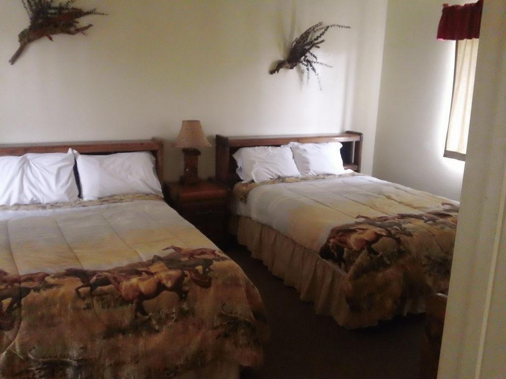Bonnie Springs Ranch Motel 블루 다이아몬드 외부 사진