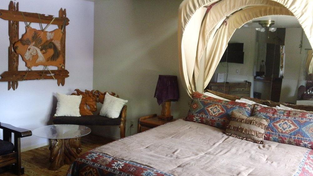 Bonnie Springs Ranch Motel 블루 다이아몬드 외부 사진