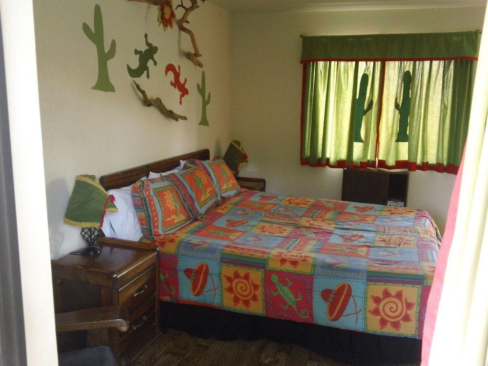 Bonnie Springs Ranch Motel 블루 다이아몬드 외부 사진