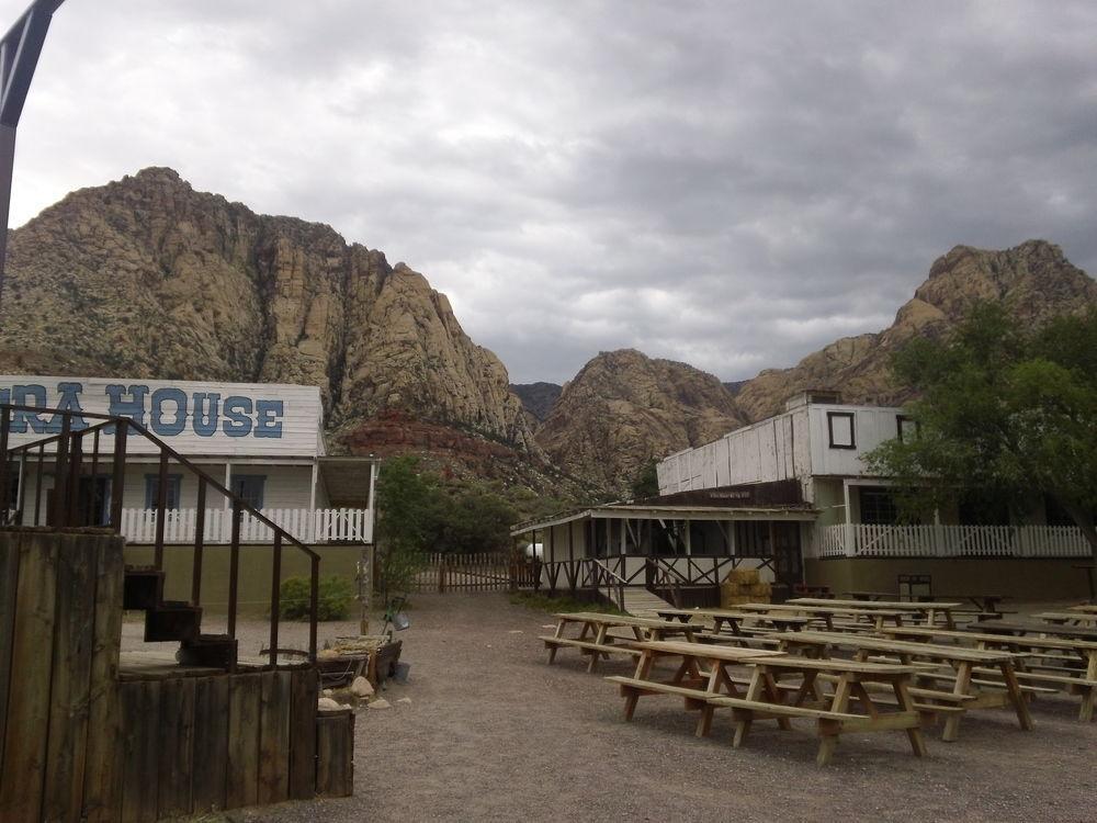 Bonnie Springs Ranch Motel 블루 다이아몬드 외부 사진